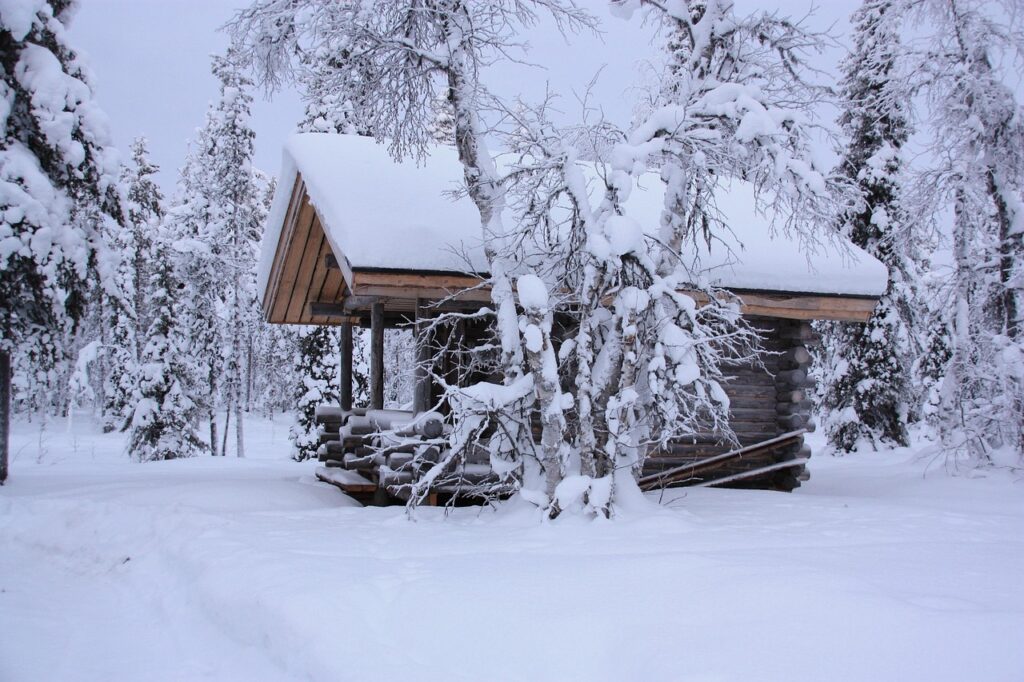 découvrez comment réussir l’extension de votre chalet pour gagner en espace et confort, tout en respectant le style authentique et les normes en vigueur.