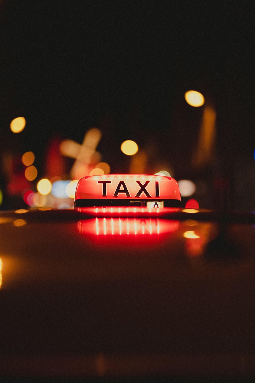 réservez votre taxi rapidement et facilement avec notre service de réservation en ligne fiable et disponible 24h/24.